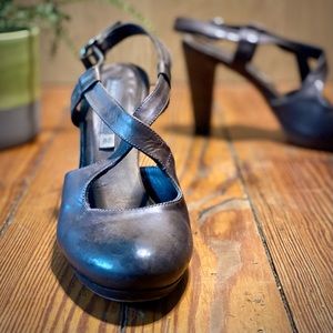 Alberto Fermani Criss-Cross Slingback Heels